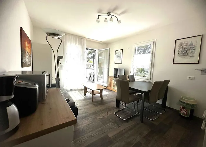 Appartamento In 54733 *